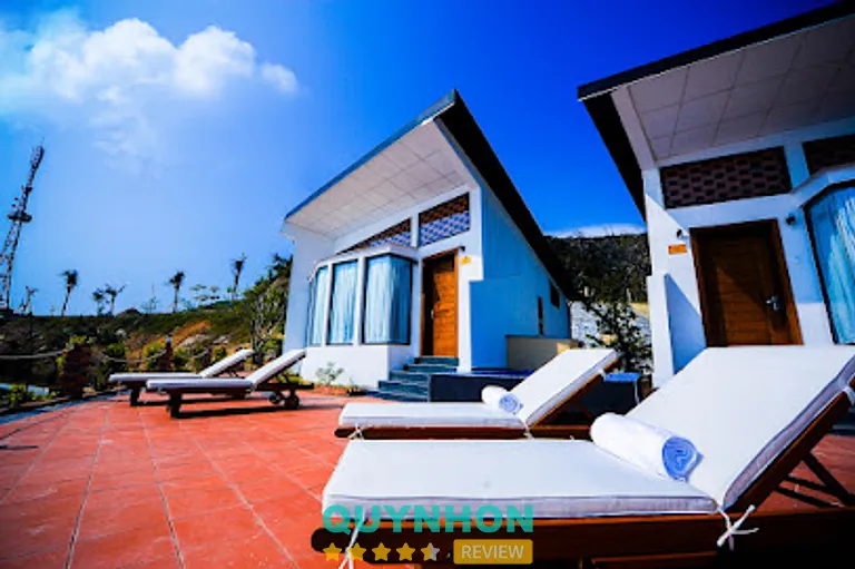 Aurora Villa Resort Quy Nhon: km15, QL1D, Ghềnh Ráng, P. Quy Nhơn Nam
