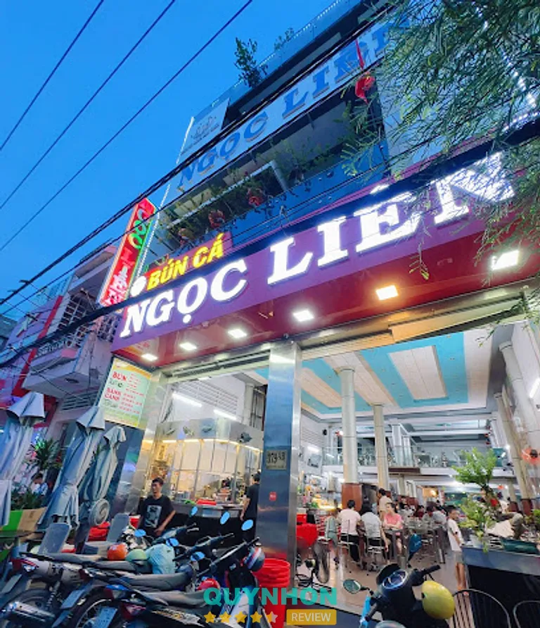 Bún cá Ngọc Liên: 379 Nguyễn Huệ, P. Quy Nhơn