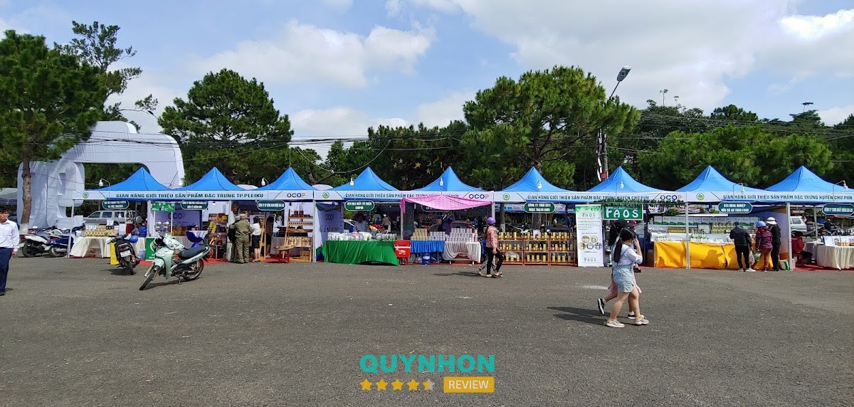 Kho Công ty Tổ Chức Sự Kiện KNV – Đối diện, 17/42 Lê Đình Chinh, Pleiku, Gia Lai 600000, Việt Nam hình ảnh 3