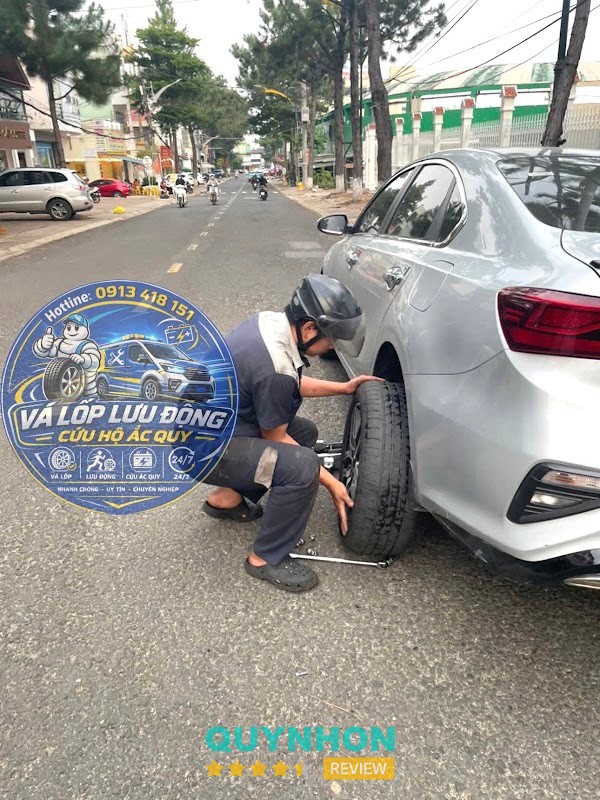 Vá lốp lưu động cứu hộ ắc quy Pleiku
