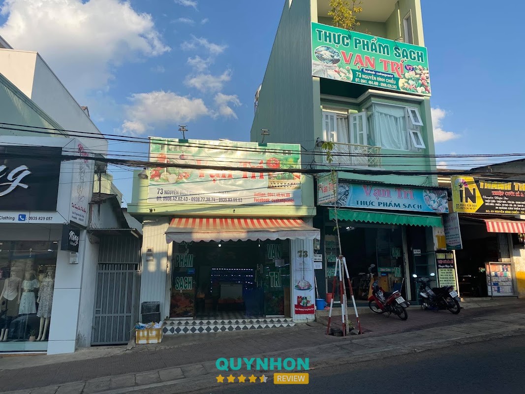 Cửa hàng thực phẩm sạch Vạn Trí Pleiku