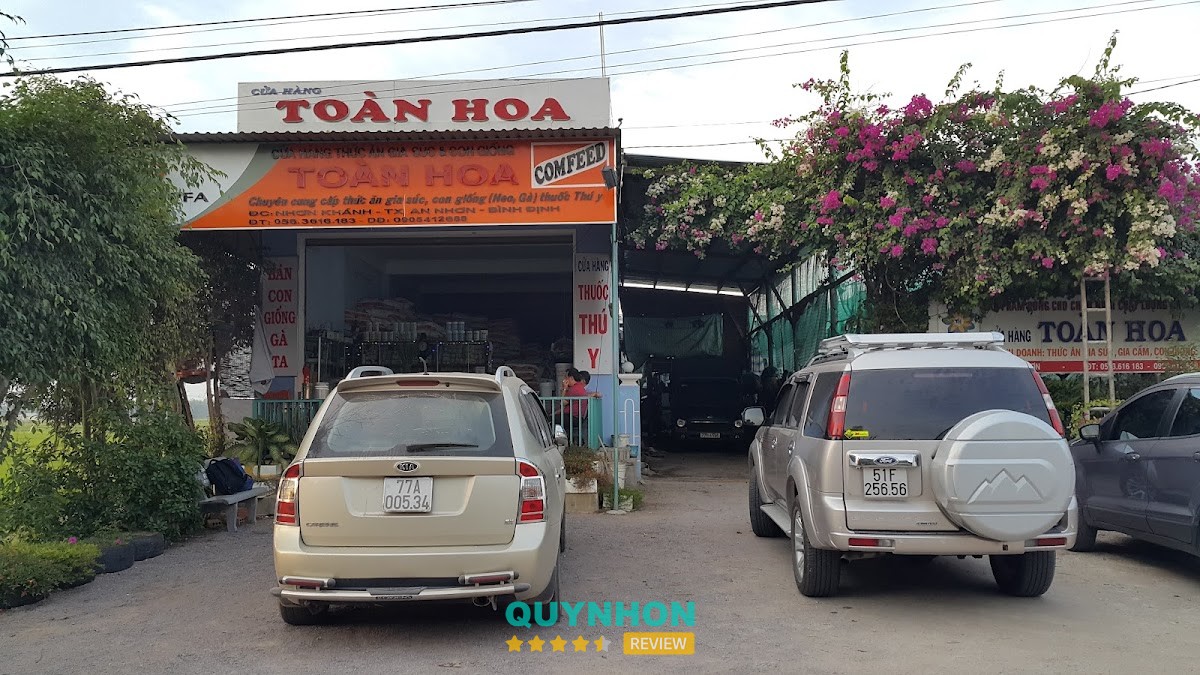 CỮA HÀNG THỨC ĂN CHĂN NUÔI - THUỐC THÚ Y TOÀN HOA Gia Lai