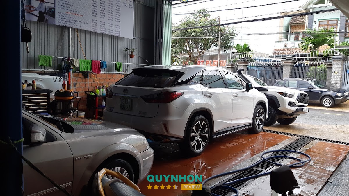 Bãi rửa xe ô tô 24h – hình ảnh 2