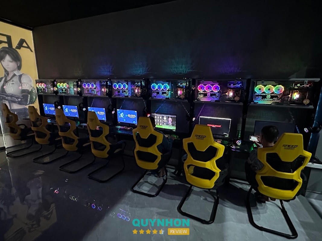 Ares Gaming - góc trải nghiệm 3
