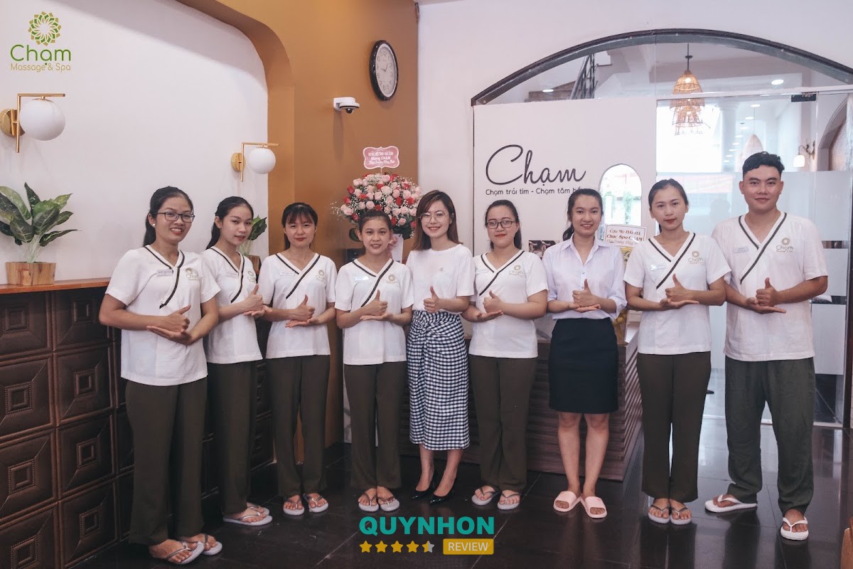 Chạm Spa massage cổ vai gáy ở Quy Nhơn