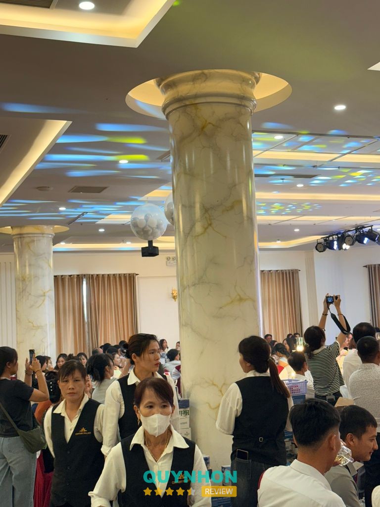 Century Palace – hình ảnh 3