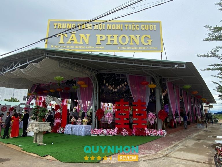 Nhà hàng tiệc cưới Tân Phong Bình Định