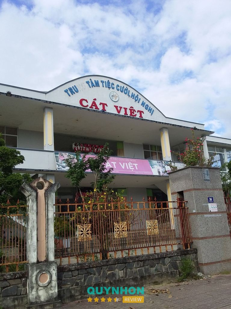 Nhà Hàng Tiệc Cưới Cát Việt Phù Cát