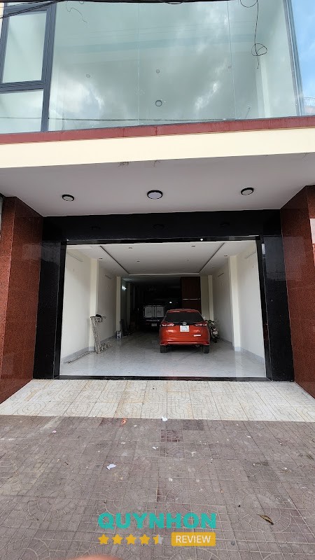 Không gian Cửa Hàng Phụ Tùng Ô TÔ Hoa Long