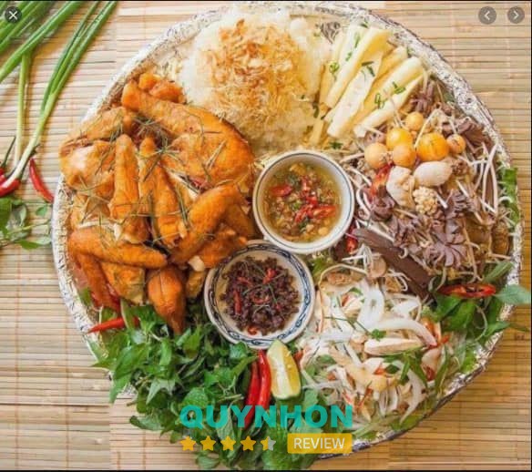 Nhà hàng sân bay đối diện Cảng hàng không Phù Cát