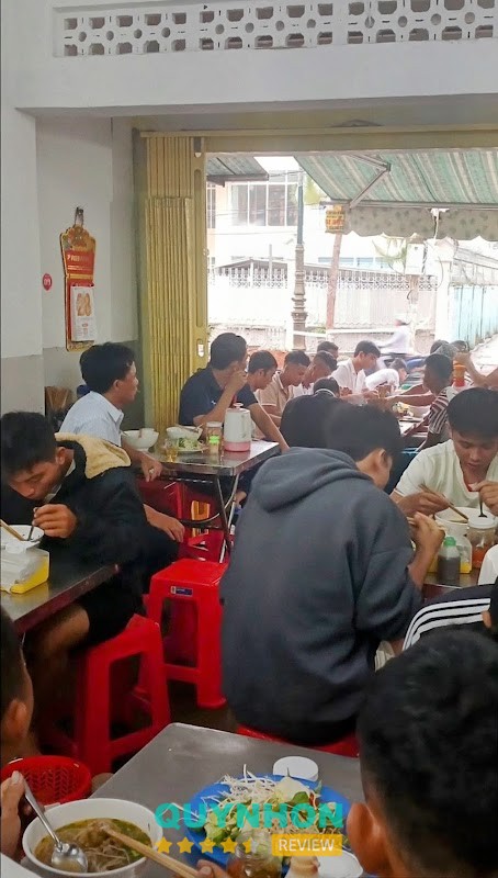 Bún Bò Giò Heo Mai Pleiku