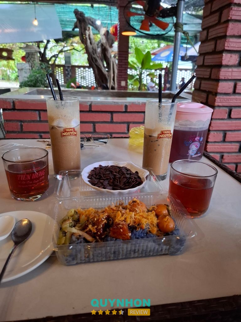 Không gian Cafe Thao Nguyen