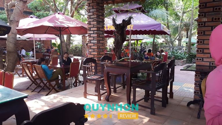 Cafe Tri Kỉ tại Phù Cát