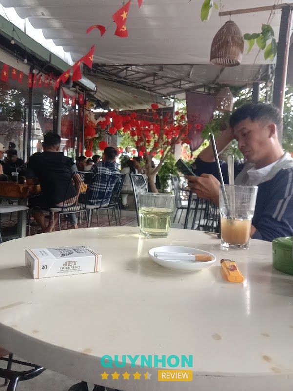 LÀ NHÀ CÀ PHÊ – hình ảnh 3