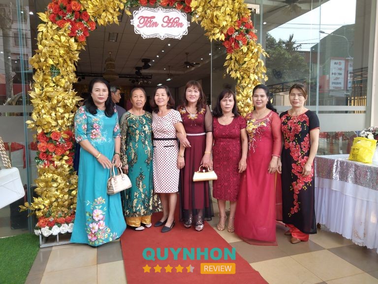 Nhà Hàng Đức Cơ đường Phạm Văn Đồng - hình ảnh 2