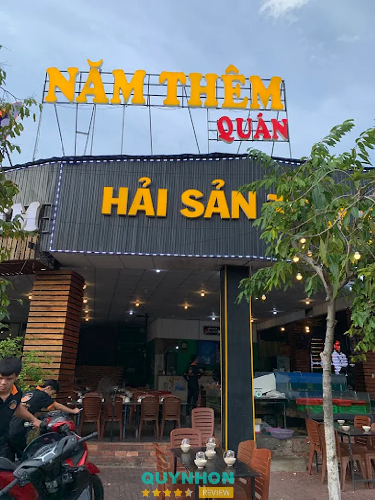 Quán Năm Thêm: Đối diện 116 Nguyễn Thị Định, Quy Nhơn