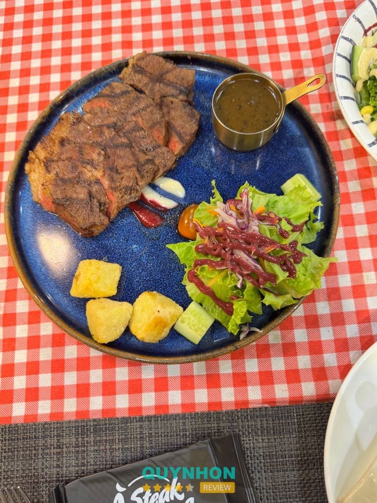 À Steak & Pizza Quy Nhơn – hình ảnh 3