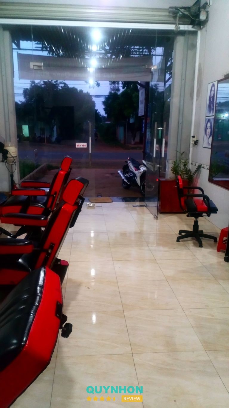 Tiệm cắt tóc Quỳnh Liên Đak Đoa