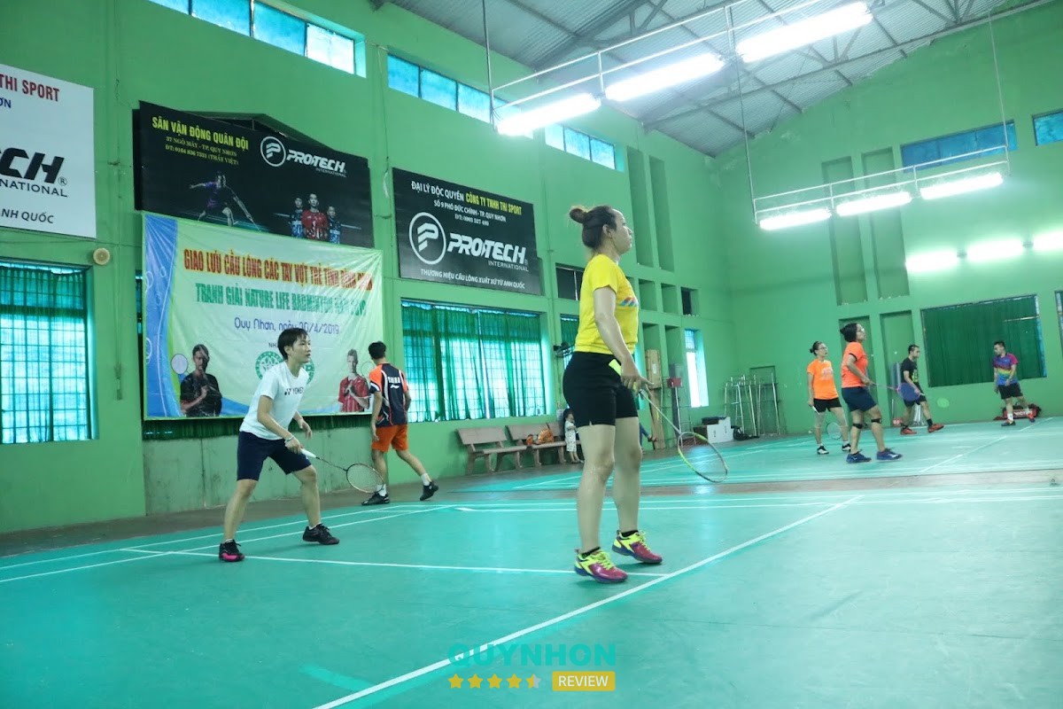 Sân Cầu Lông Quân Đội Quy Nhơn