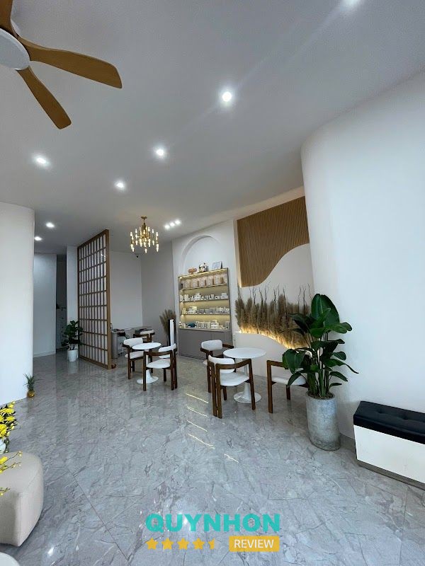Sakura Tensei Spa & Wellness Diên Hồng
