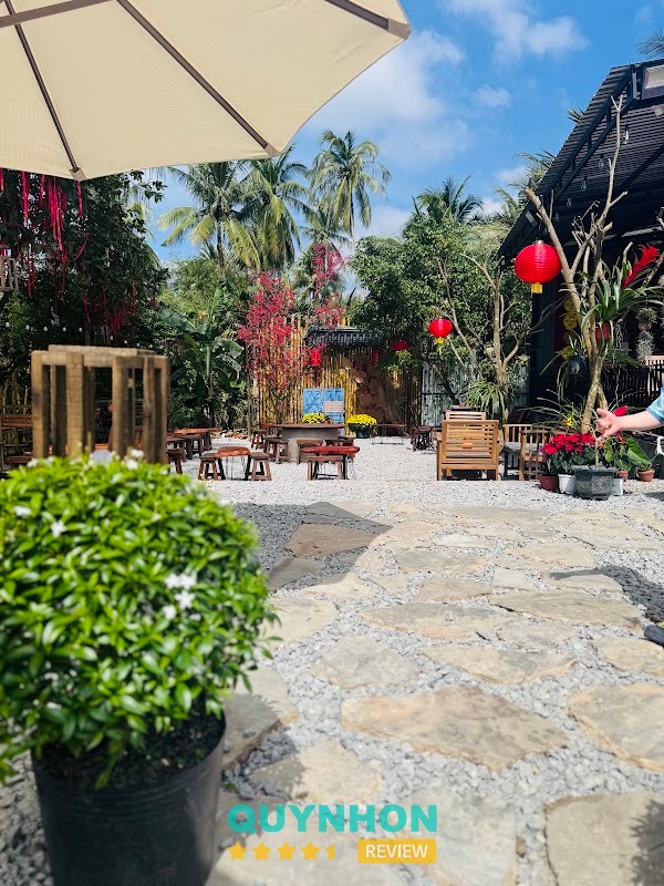 Studio Nhất Sinh Hoài Nhơn