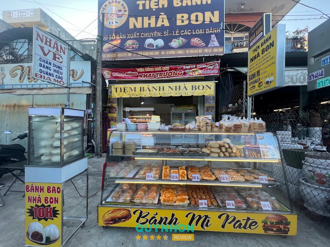 Tiệm Bánh Nhà Bon Phù Cát