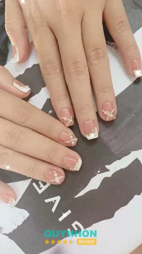 NAILS - MAKEUP YẾN VY tại 51 Hoàng Văn Thụ, Ayun Pa