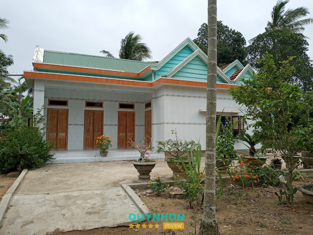 Tiệm Rửa Xe Thay Nhớt Sáu Chạy Hoài Nhơn