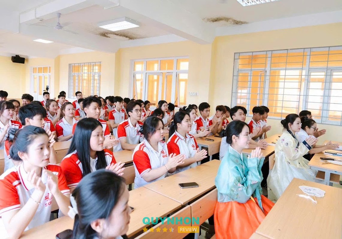 Trung Tâm Ngoại Ngữ Du Học SGC Gia Lai