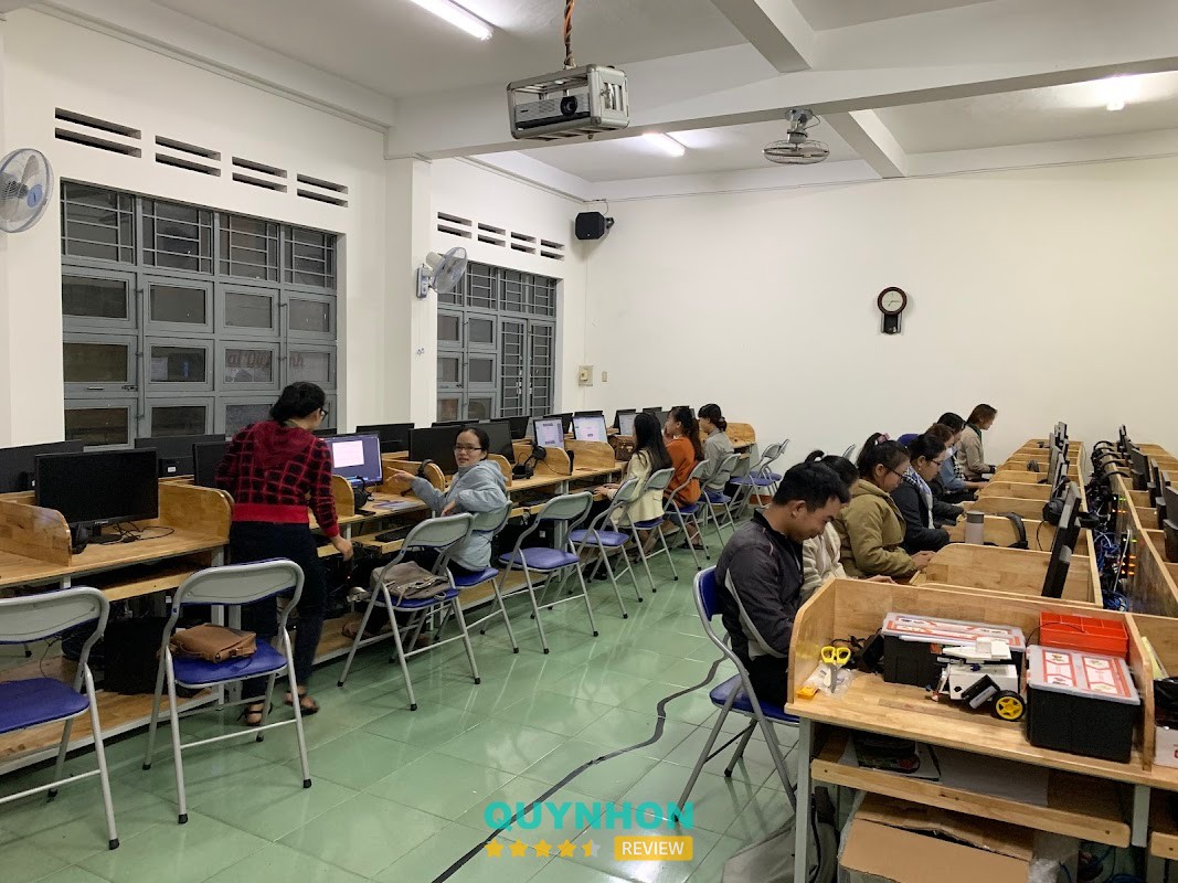 Trung Tâm Ngoại Ngữ Tin Học Tỉnh Gia Lai